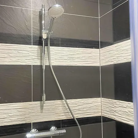 First-floor In Apartament Trewir