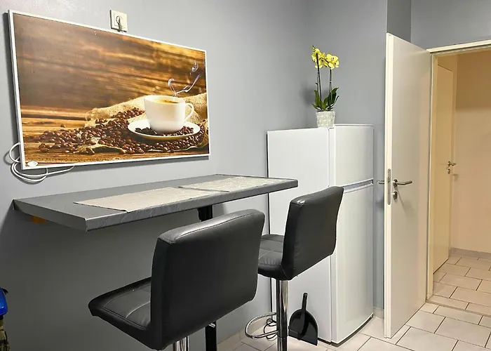 شقة First-floor In *